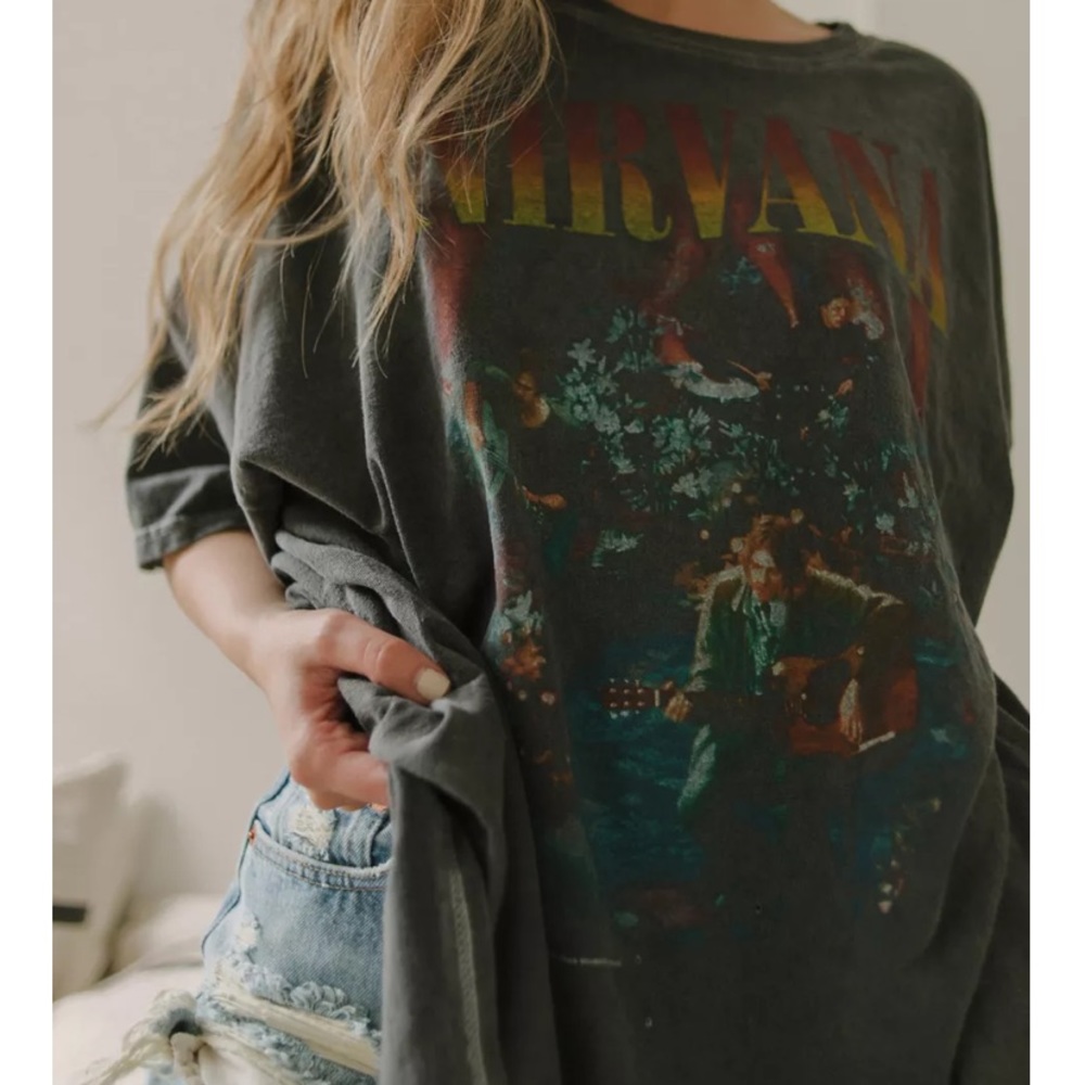 nirvana tee